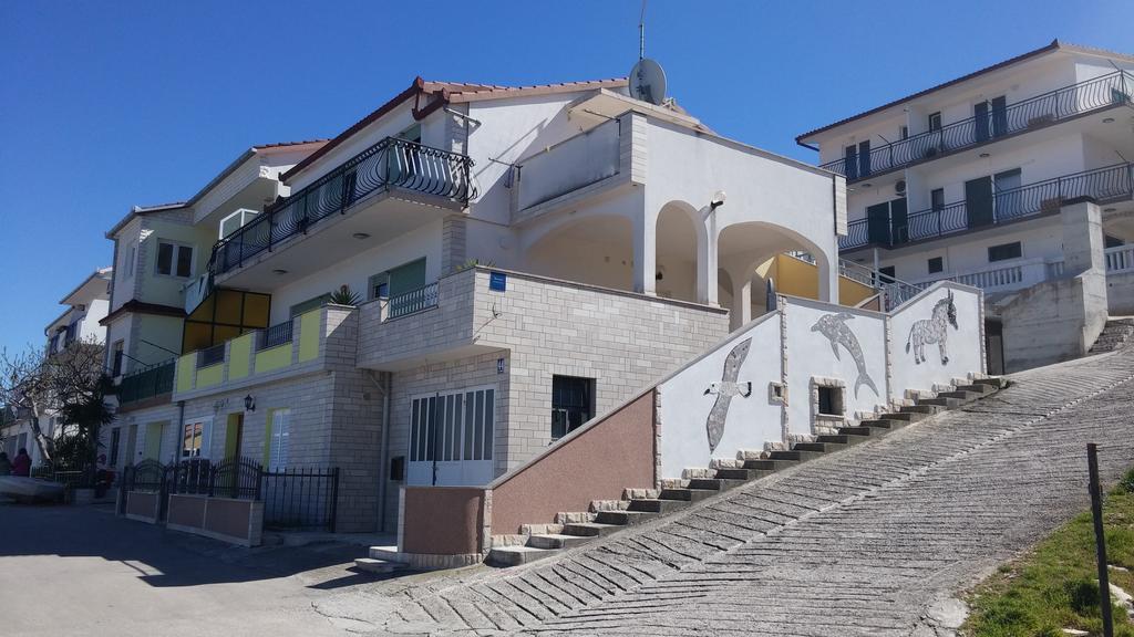 Apartment Karmen Τρογκίρ Εξωτερικό φωτογραφία